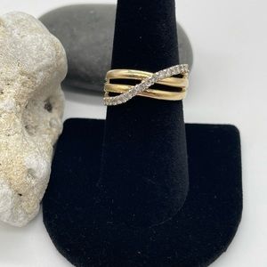 14k Diamond Ring - Size 7.5